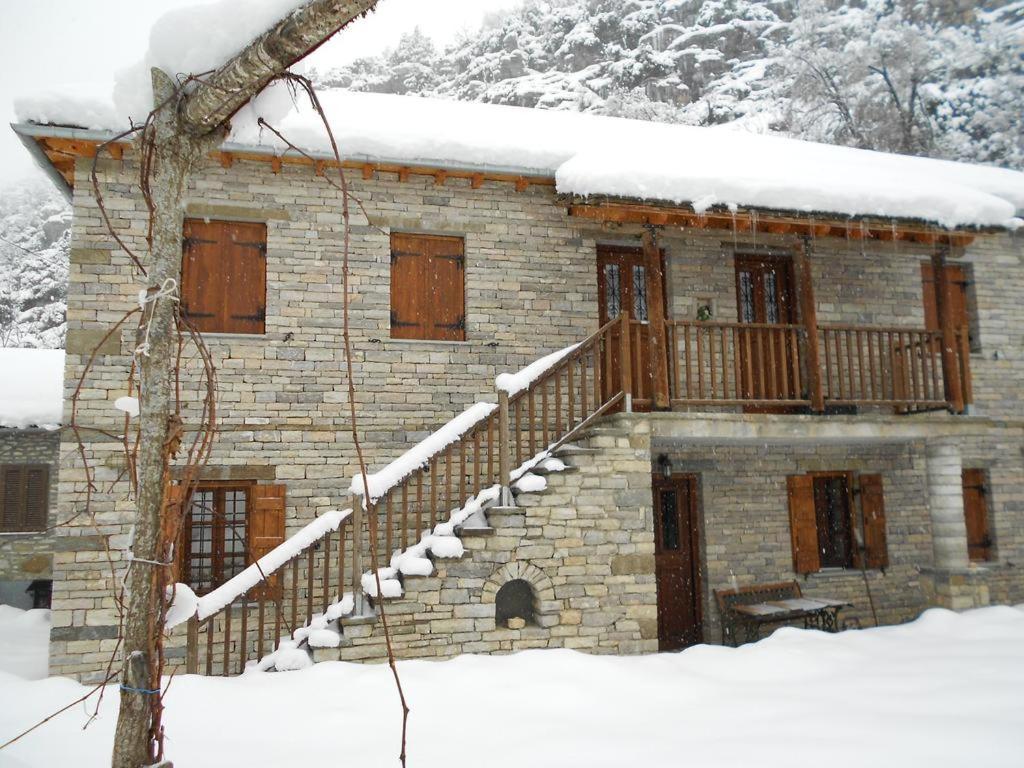 Terpsichori Guesthouse Kapesovo Exterior foto